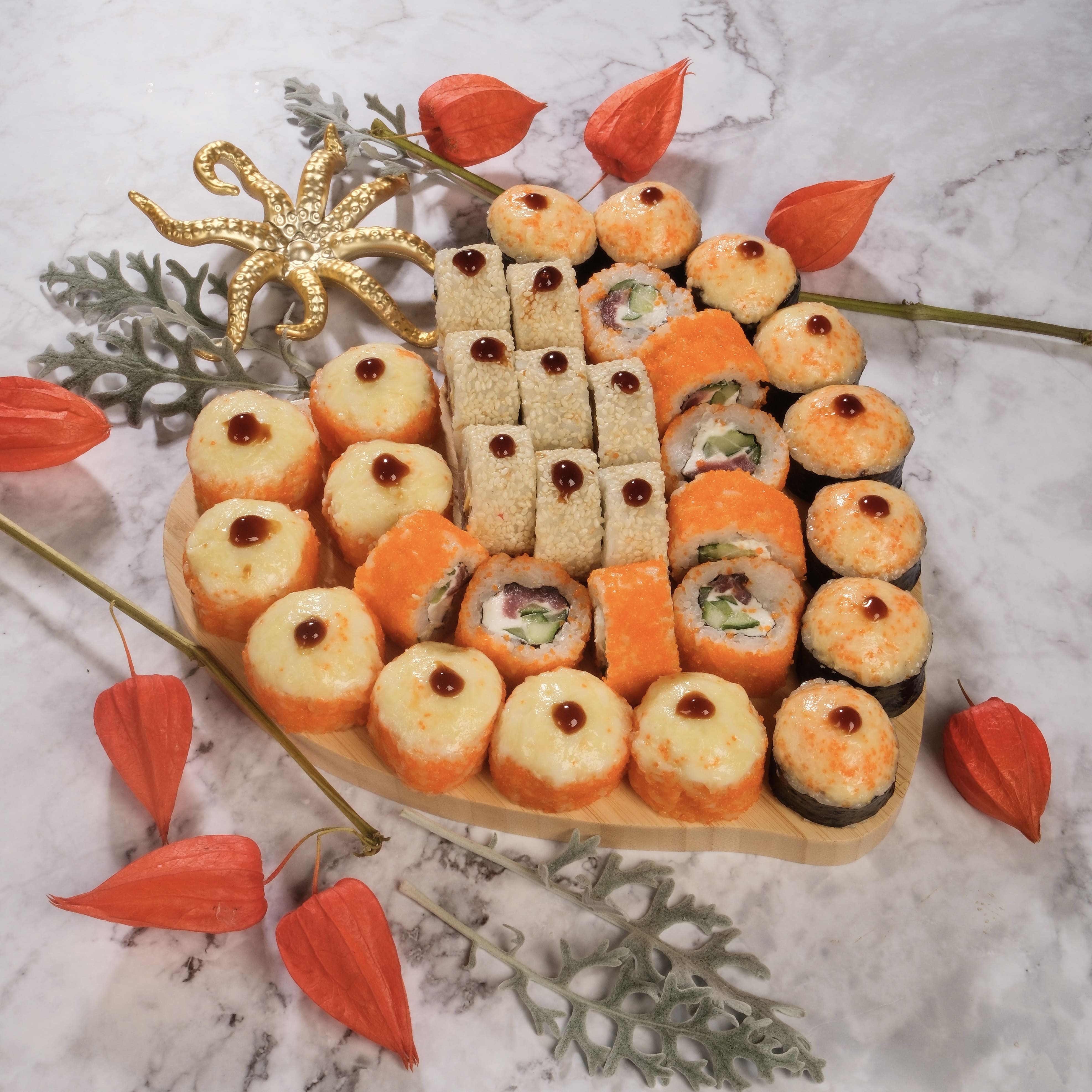 Що подарувати дівчині на День святого Валентина: романтична вечеря з Sushi Story