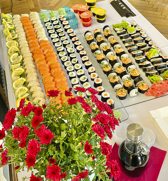 Команда Sushi Story організувала фуршет для виставки франшиз у Варшаві на 100 осіб!